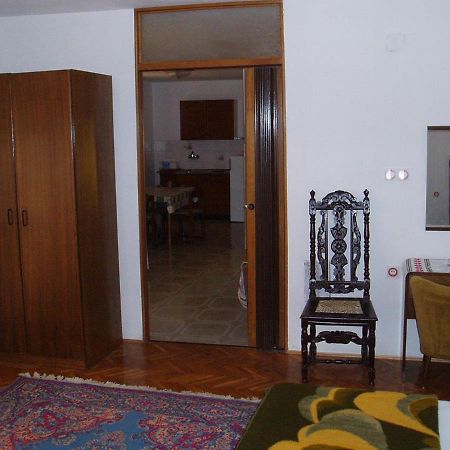 Apartamento Apartman Za 3 Osobe Medulin Exterior foto